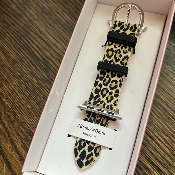 Kate Spade Apple Watch Silicone band. - Picture 2 of 3